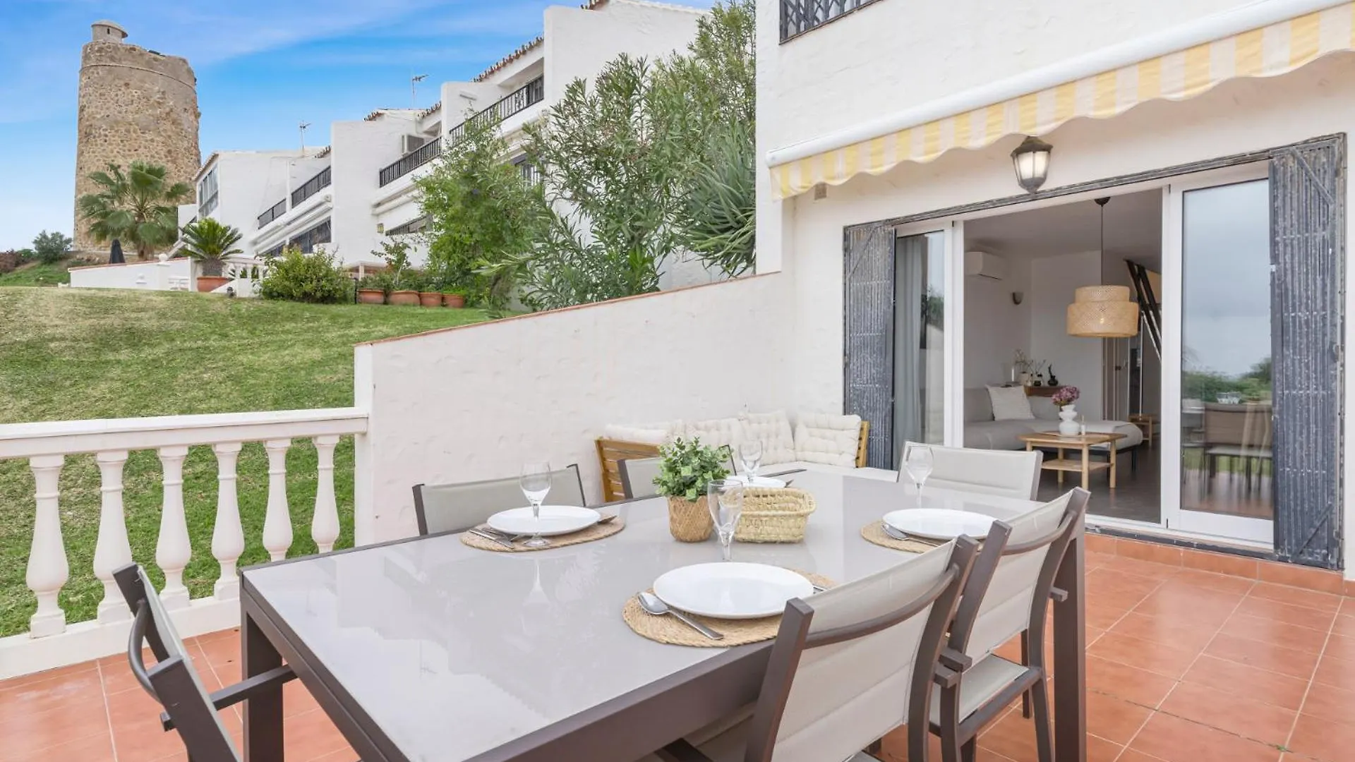 Charming Seaview Apartment With Pool In La Cala By Costarentals - Ref 49 La Cala De Mijas